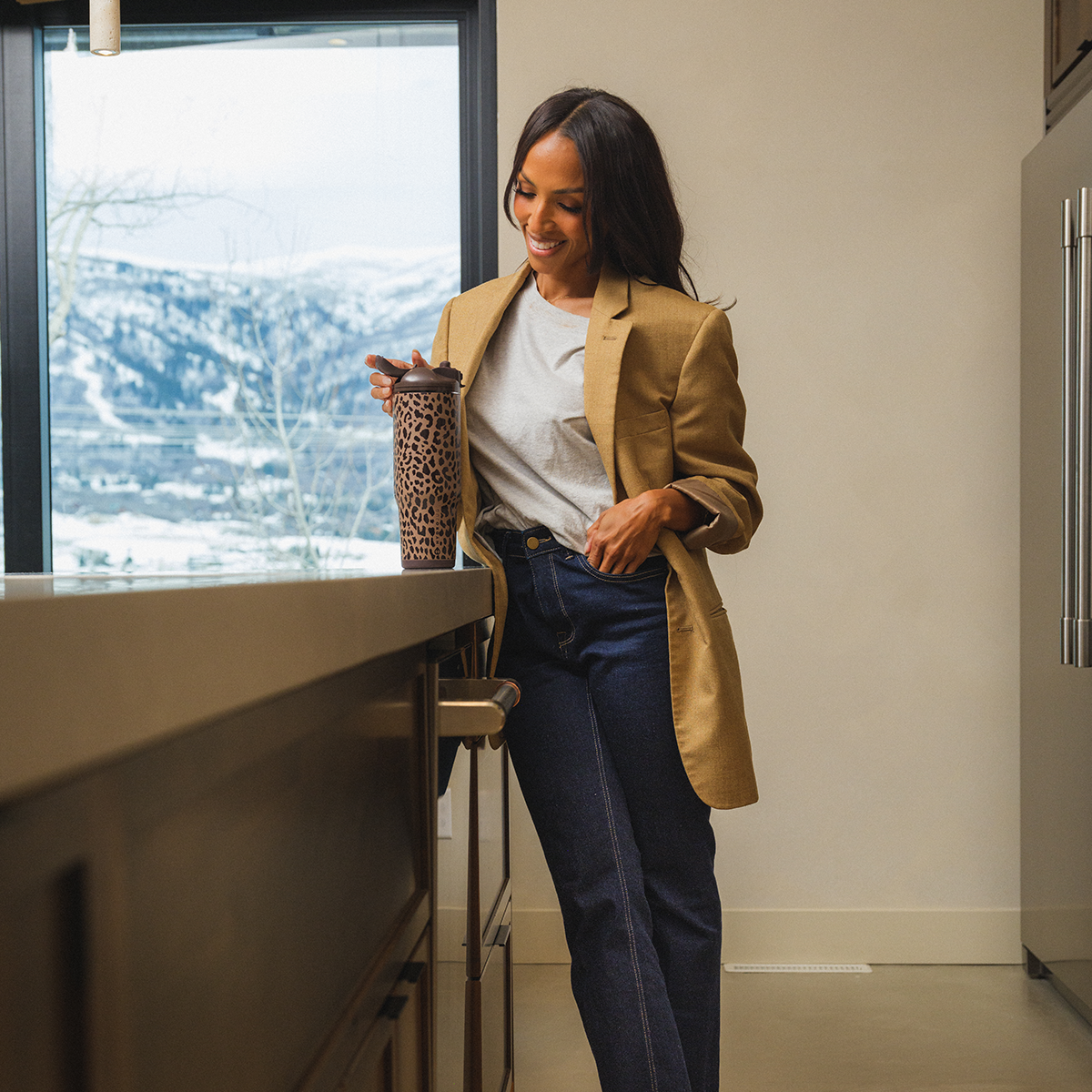brown-leopard-32oz-946ml-e4 Ease32-BrownLeopard-WPI-9.png