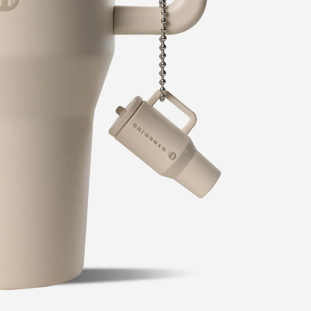 traveler-keychain-v2 Web-TravelerKeychainPhotos-Cream2.webp